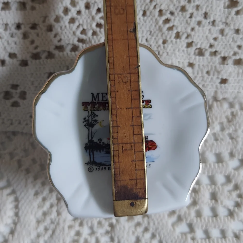 Vintage Memphis Tennessee Souvenir Toothpick Holder Mini Vase Paddlewheel Boat